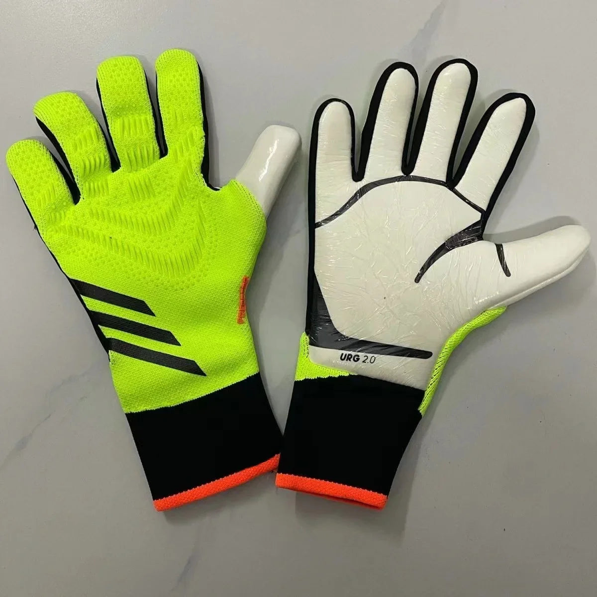 Wholesale Goalkeeper Football Gloves from Manufacturer: Pro, Non - slip, for All Ages, Low - cost